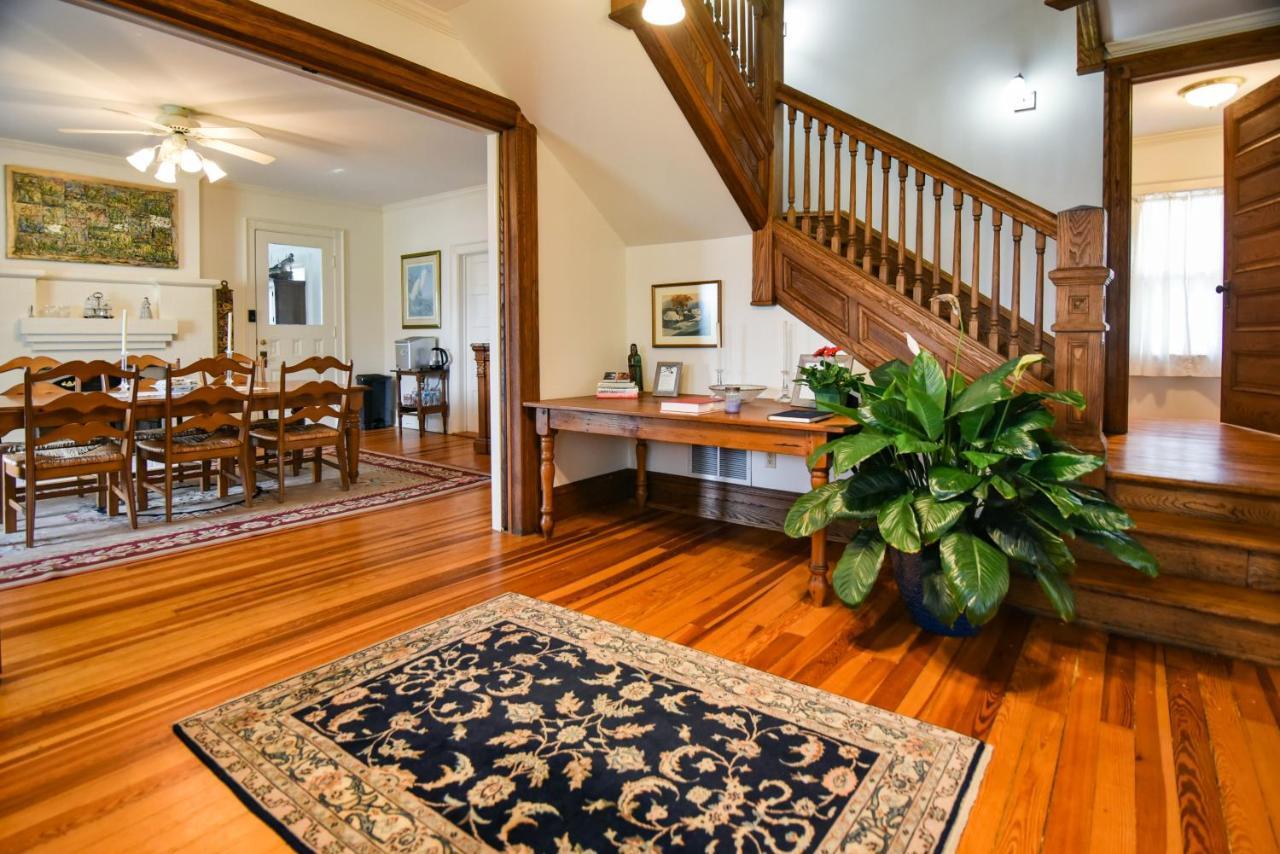 Love Lane Bed & Breakfast Waynesville Exterior photo