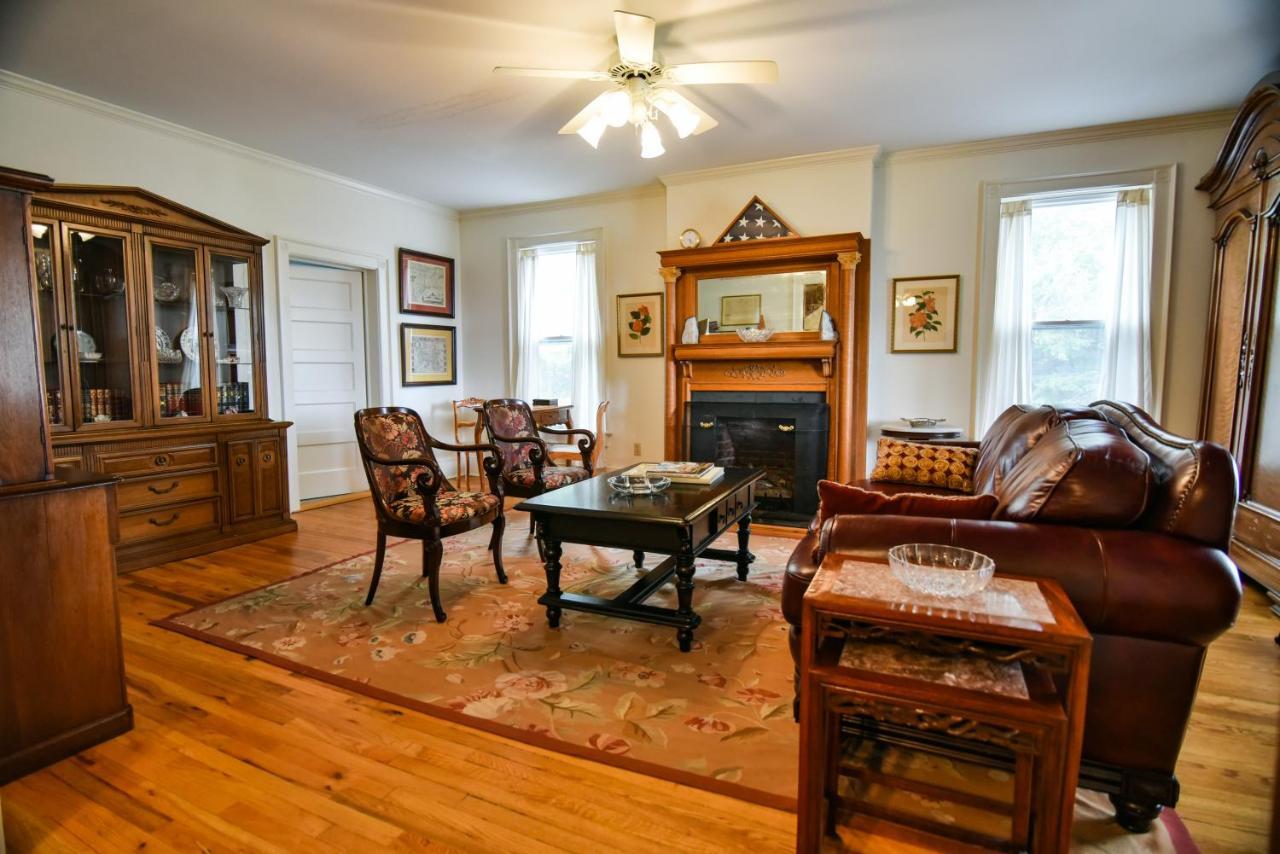 Love Lane Bed & Breakfast Waynesville Exterior photo